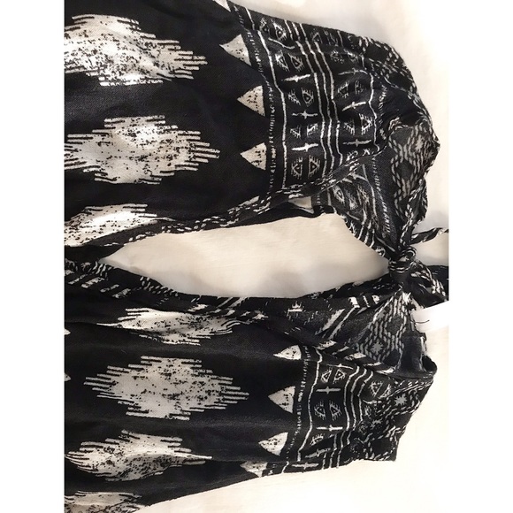 Black/Cream Patterned Dress - Picture 5 of 7